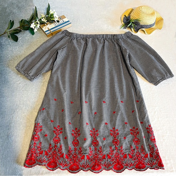 Westport Dresses & Skirts - Westport XL Women’s Embroidered Dress Plaid Puff Sleeve Sundress Ladies Summer